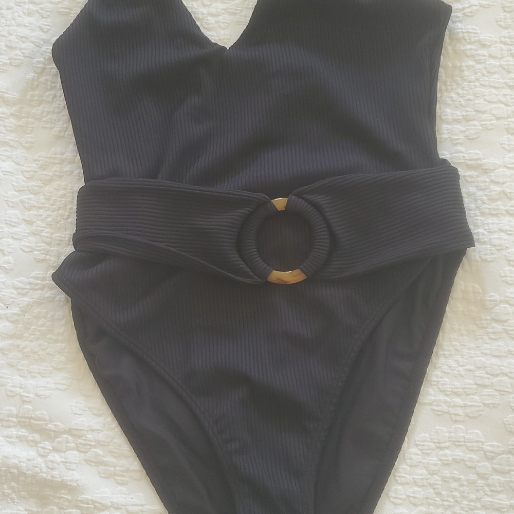 MONTCE KIM BELTED RIB ONE PIECE SWIMSUIT IN BLACK RIB/SZ:LARGE - Picture 6 of 11